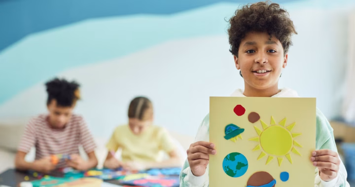 Le système solaire pour les enfants : ils apprendront en s'amusant !