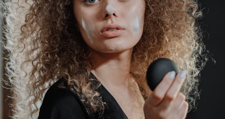Routines capillaires cheveux bouclés 2026 : guide complet